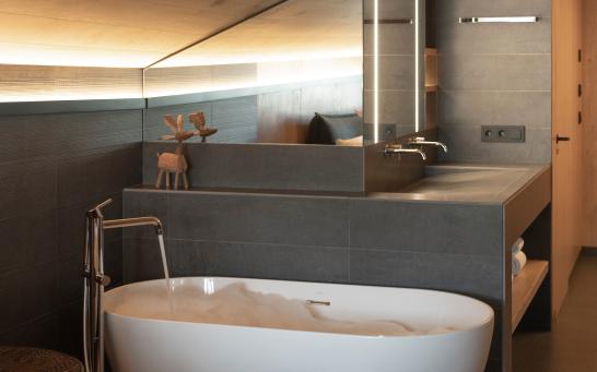 BAÑO JUNIOR SUITE OLI